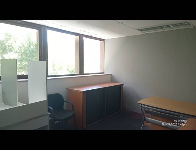 Office property to rent in MARSHALLTOWN